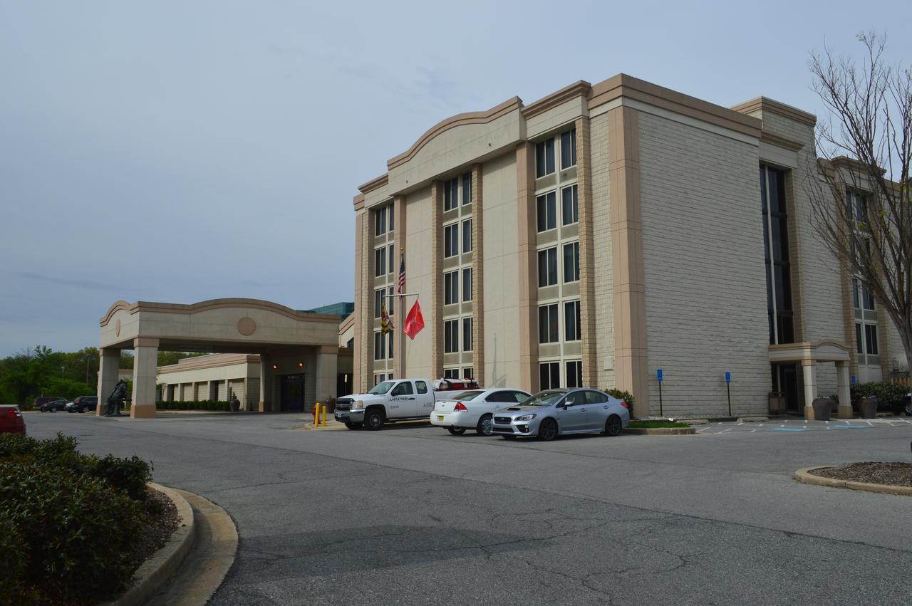 Red Lion Hotel North Baltimore Timonium Exterior photo